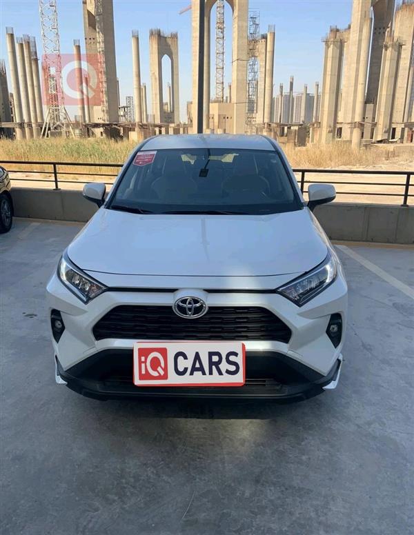 تويوتا راف 4 2025 للبيع في العراق -  بغداد